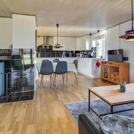 Holiday Home Ovli - 3-8Km From The Sea By Interhome בית נופש *